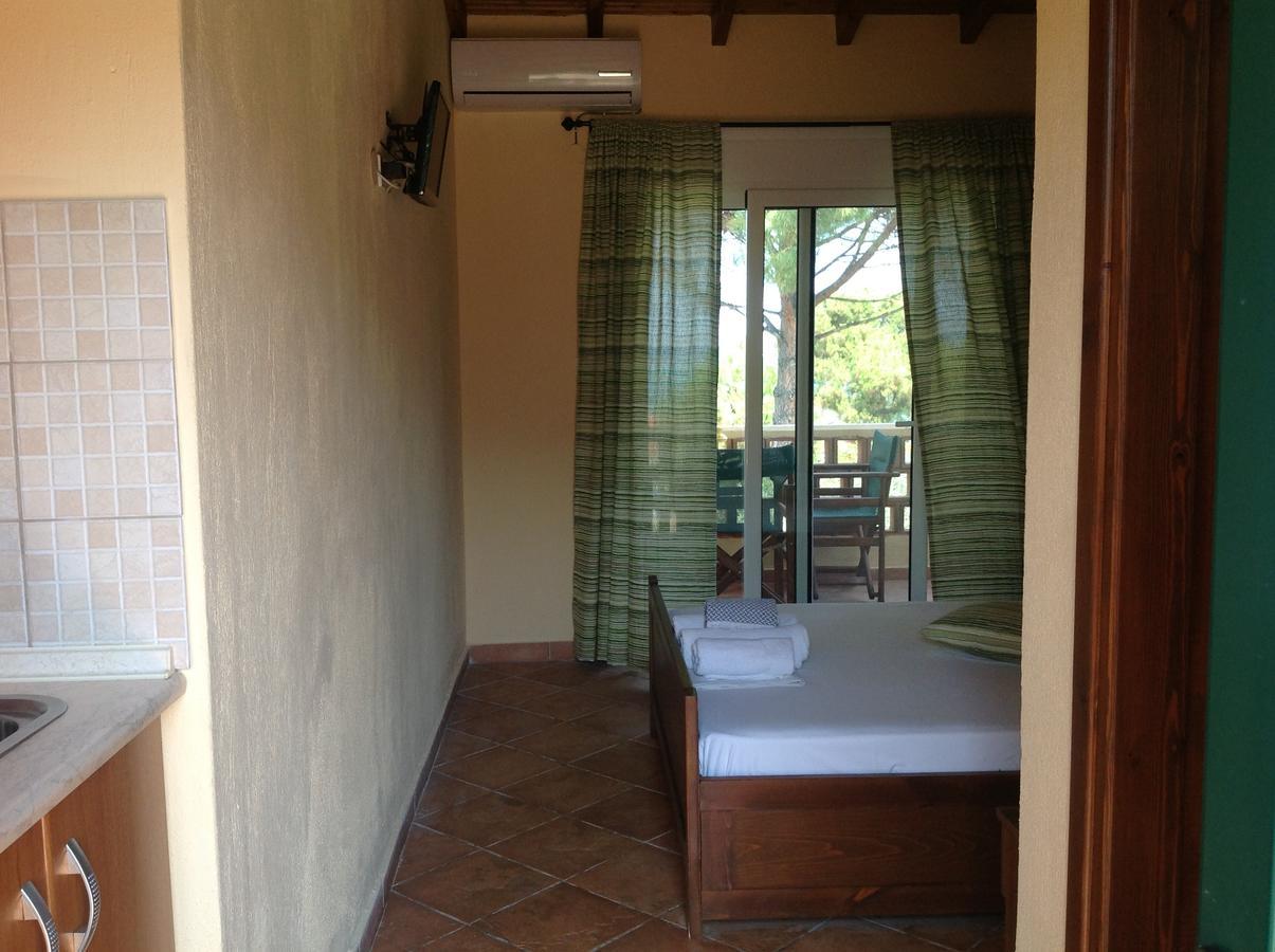 Elena Apartments Nikíti Rom bilde